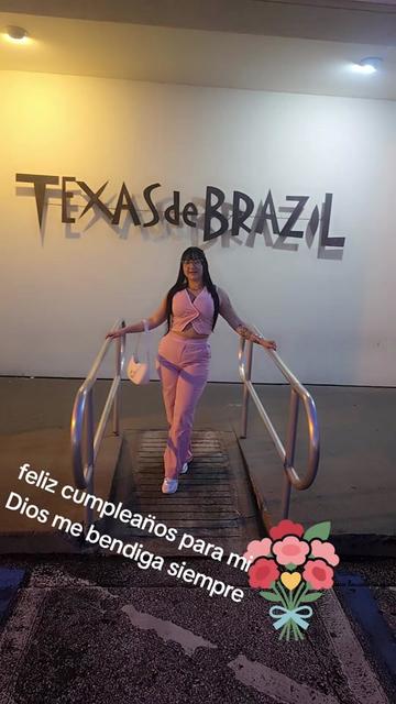 @Alexandra Castillo