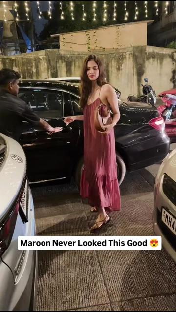 @Malavika Mohanan 💫