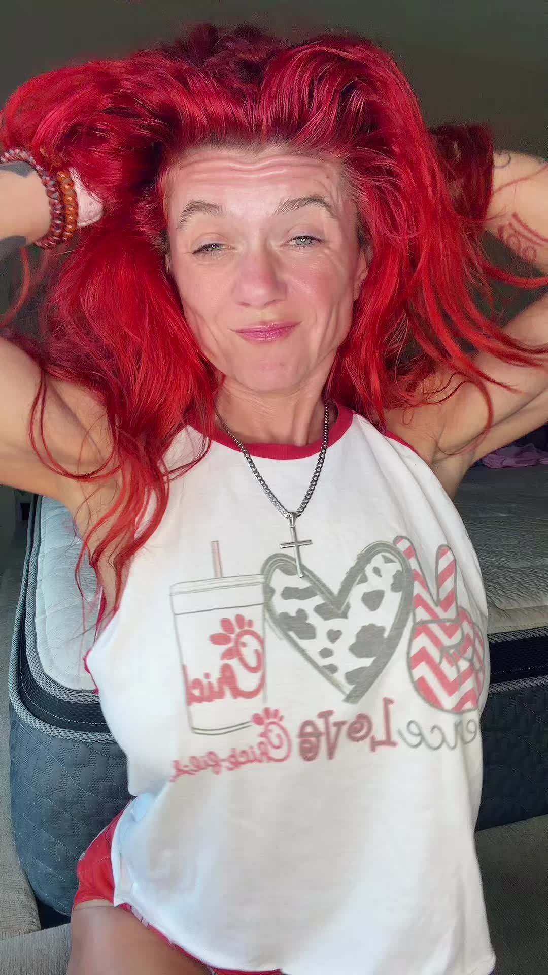 @RedneckBaddie