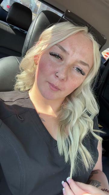 @whatthehellie02