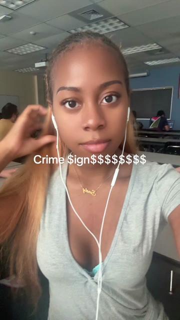 @Dollface