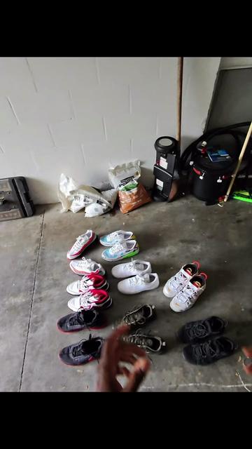 @Bobby | Sneaker Enthusiast