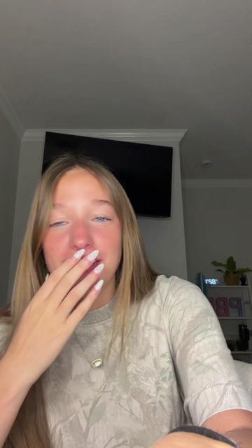 @anna