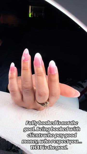 @Beautyloungebyriyasandhu