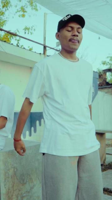 @BEN HANAVID11