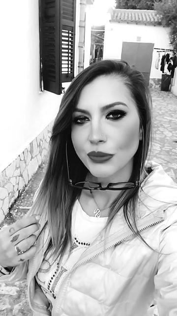 @Cristina the queen🥰