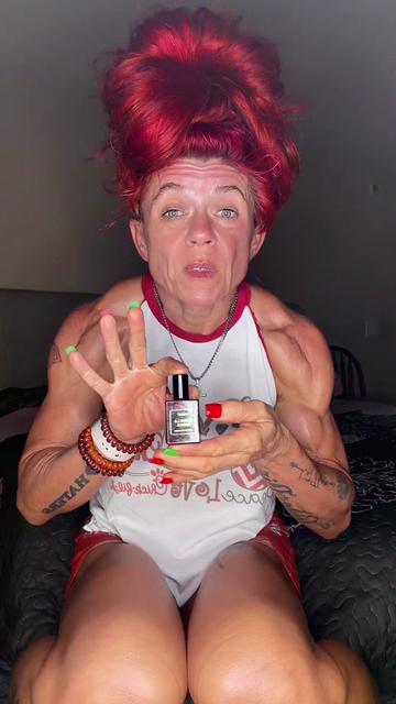@RedneckBaddie