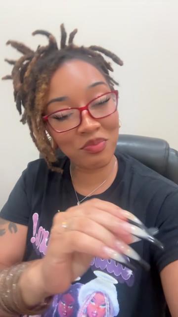 @Jasmine_Beenraw