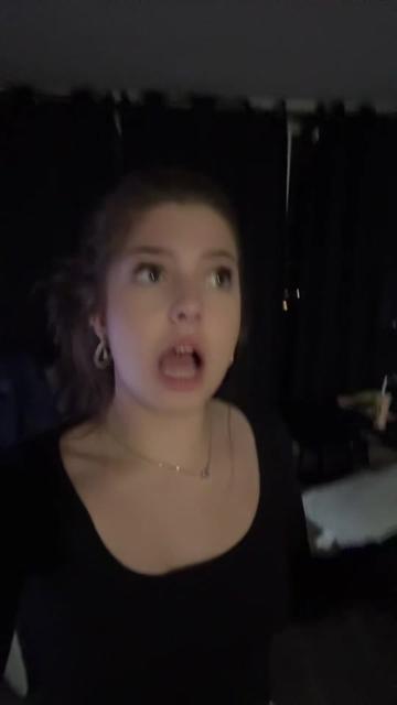 @chelseaabro