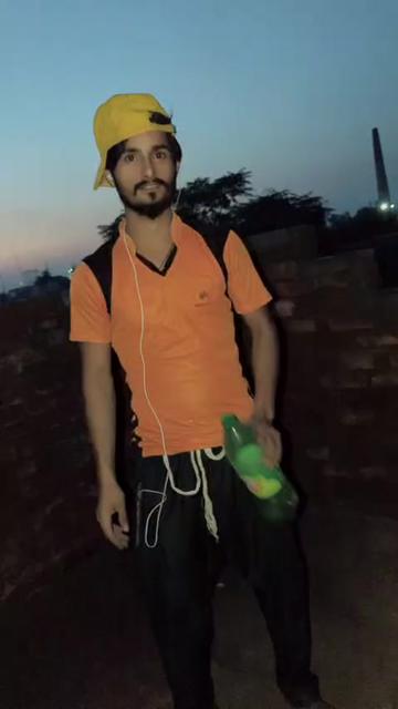@ziddi ladka 🤔☺️❤️🩹🫶😘🤗