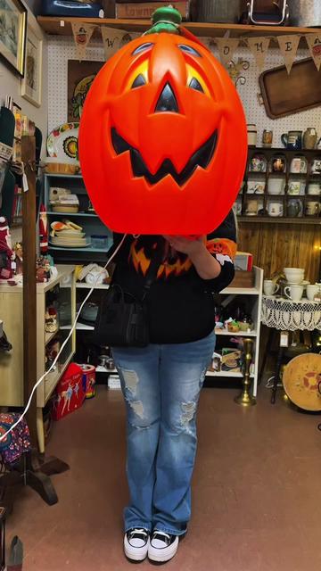 @Spooky Sara🦇🎃