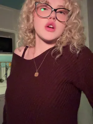 @рия вэсликс <33