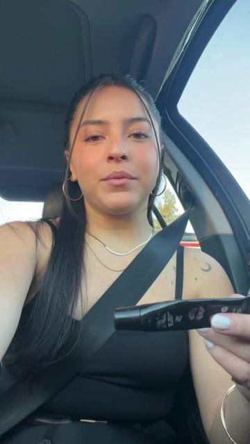 @aneesaharroyo