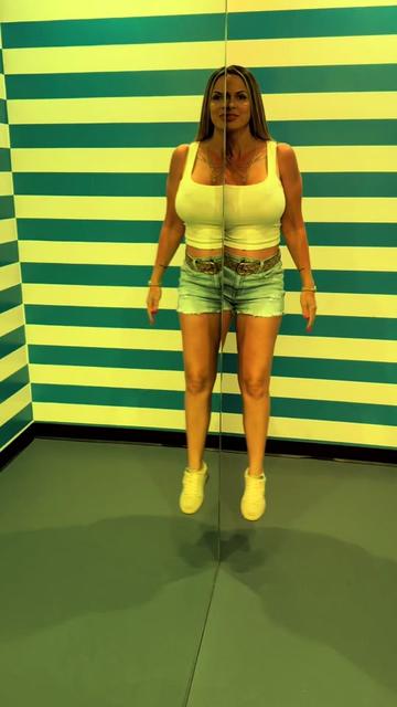 @⭐️✨️ThatGirlLuAnn✨️⭐️