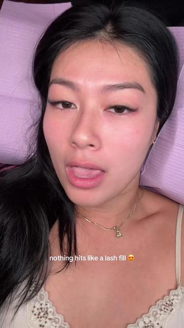 @emilythepoop 🍓⋆｡&deg;✩