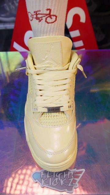 @Lacedsneaker