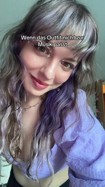 @Juli 💜