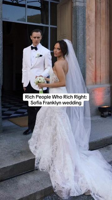 @nicole