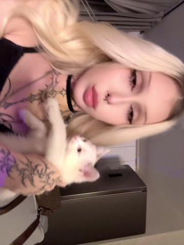 @аня ковач
