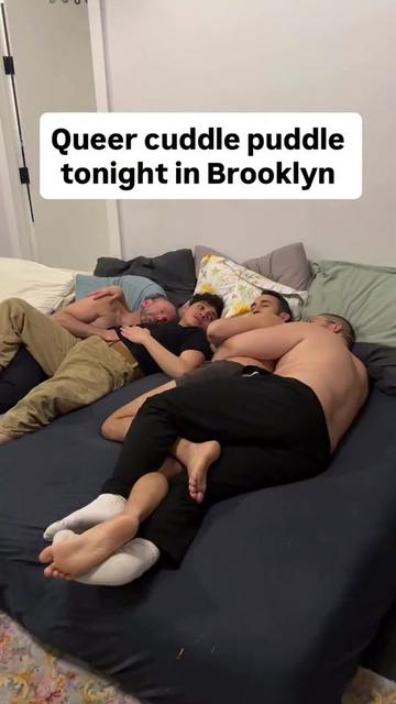 @GayBritishBear