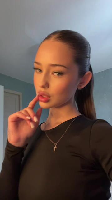 @вика купер
