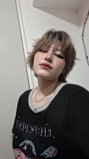 @𝔊𝔦𝔯𝔩𝔶𝔡𝔞𝔯𝔠𝔨