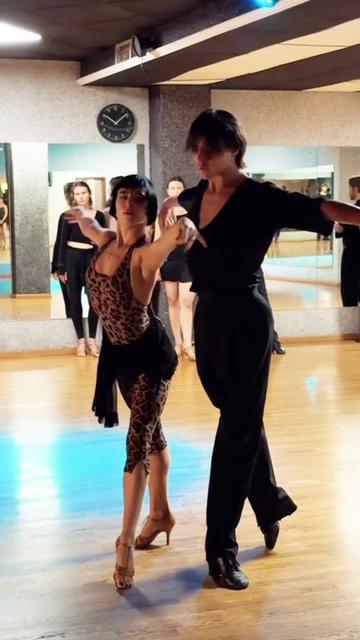 @ZYMdancestyle