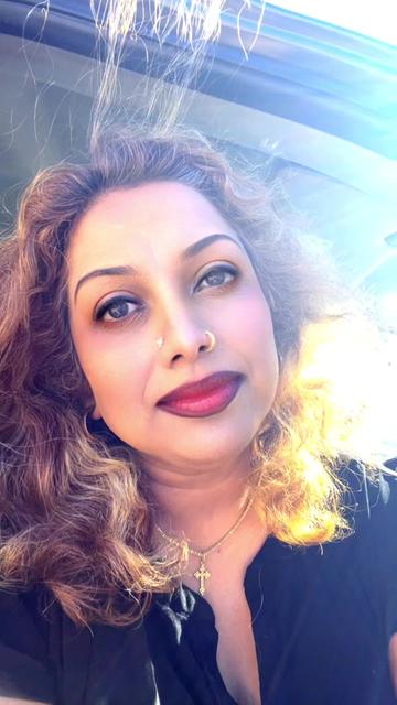 @Shobananava🇨🇦🇱🇰🇸🇬🇳🇬