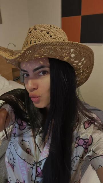 @Dad&aacute;h Freitas