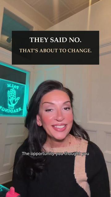 @Lauren Evans | Psychic
