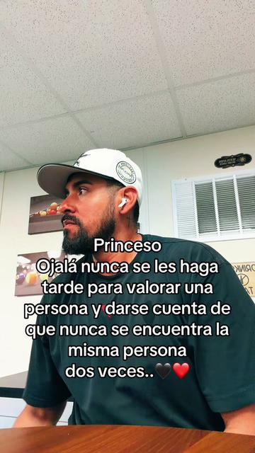 @El Se&ntilde;or Sonrisas.