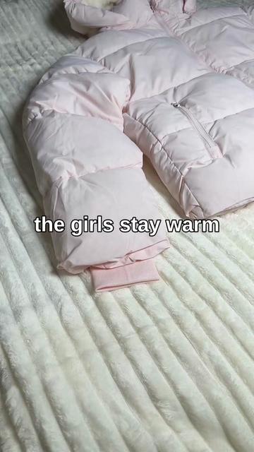 @glowupessentialsss