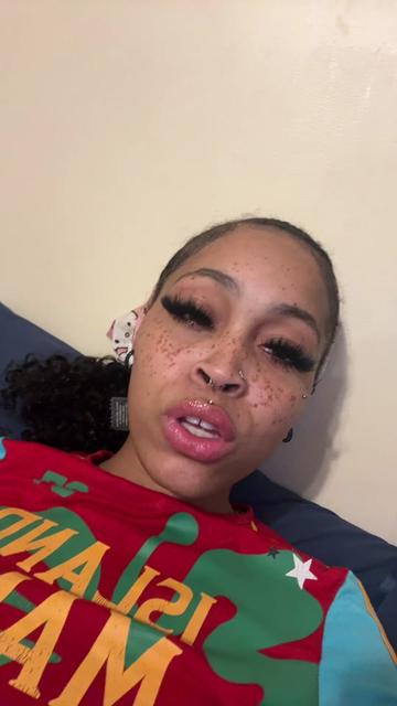 @Sharae