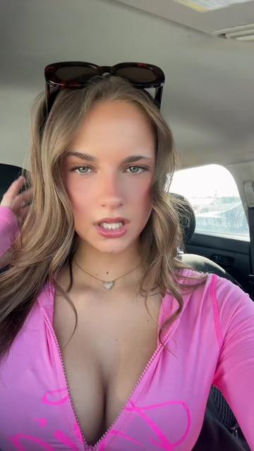 @maci ulrey