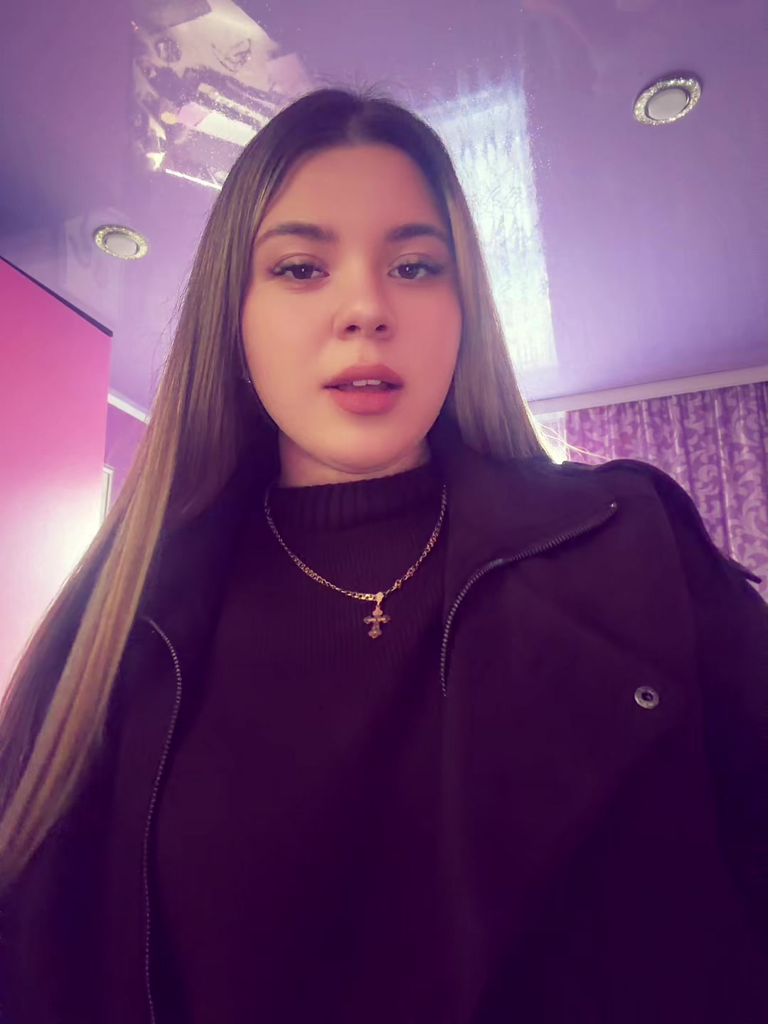 @Tgk: Тᴀня ʙᴇщᴀᴇᴛ