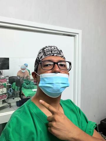 @Dr. Victor Perez Cir. UR&Oacute;LOGO