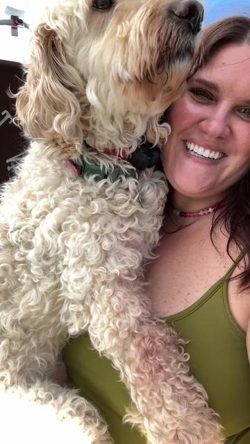@sara | just a girl & her dog