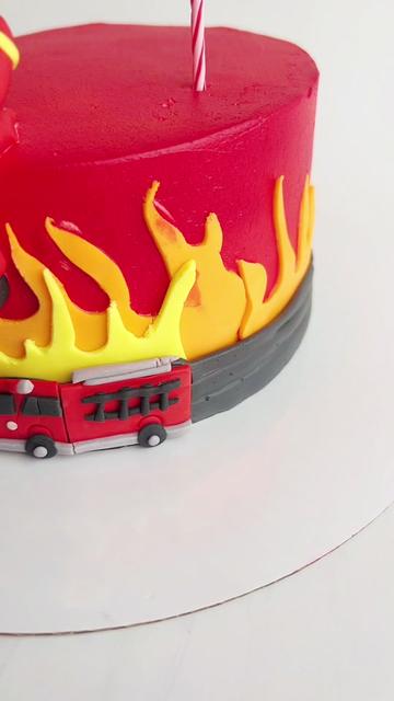@TheCakeHut