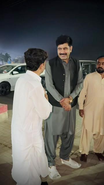 @Singer Tahir Farooq