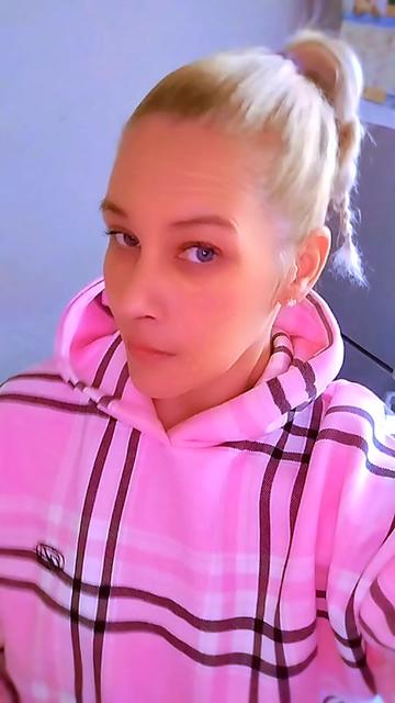 @Rina🖤🤍💚🤍💚🤍