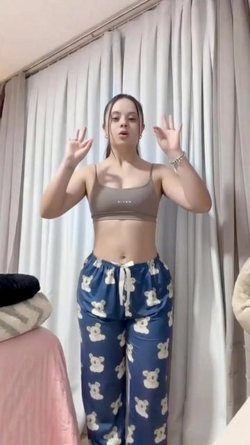@Ágatha 💕❤️