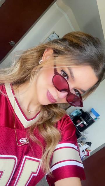 @isadora
