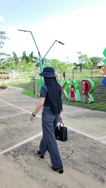 @Osita 🐻