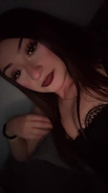 @jasminvvazquez