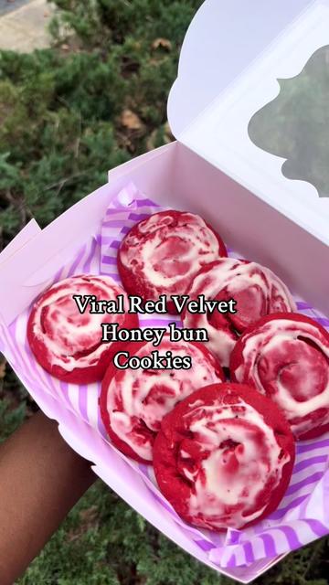 @Eatwithgoodiecookies