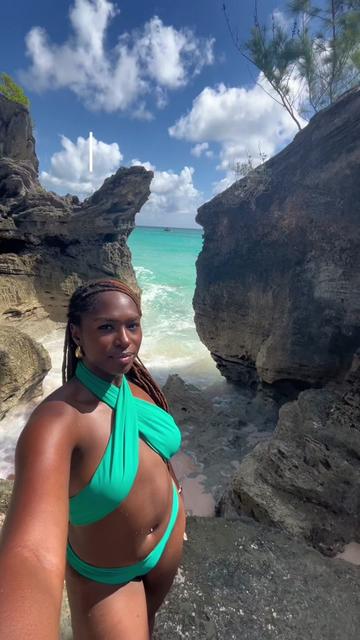 @Isis | Travel Content Creator