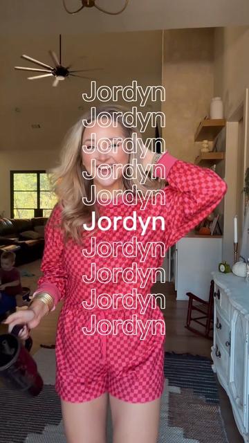 @Jordyn | 🪩📚🎀