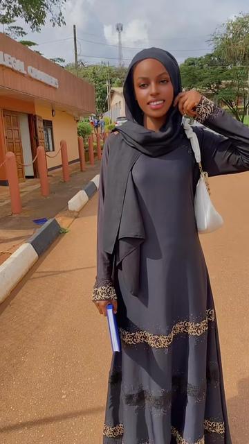 @TESSY🧕✨