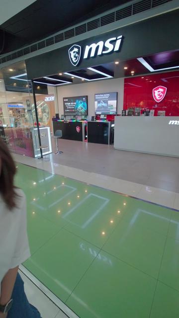 @LorelynF