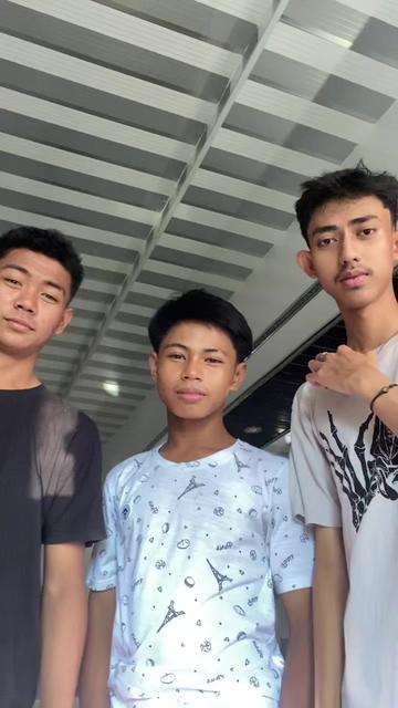 @devangga071